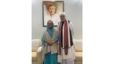 শেখ হাসিনার সঙ্গে সপরিবার সাক্ষাৎ করেছেন কাদের সিদ্দিকী