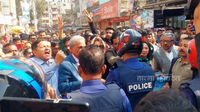 ফরিদপুরে বিএনপির গণমিছিলে পুলিশের বাধা