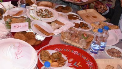 দক্ষিণ সিটিতে প্রথমবারের মতো পিঠা উৎসব