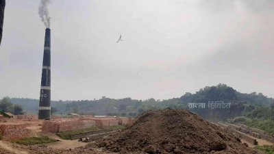 পাহাড় কেটে ও ফসলি জমিতে অবৈধ ইটভাটা