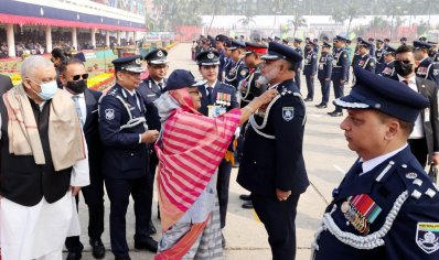বিশ্বমানের ‘স্মার্ট পুলিশ’ গড়ে তোলার অঙ্গীকার প্রধানমন্ত্রীর