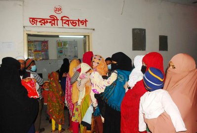 রাজধানীর কামরাঙ্গীরচর ৩১ শয্যা হাসপাতালে শীতের কারণে অসুস্থ রোগীদের পাশাপাশি বেড়েছে শিশু ভর্তির সংখ্যা (ছবি: ফোকাস বাংলা)