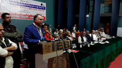 বক্তব্য রাখছেন ইকবাল হাসান মাহমুদ টুকু