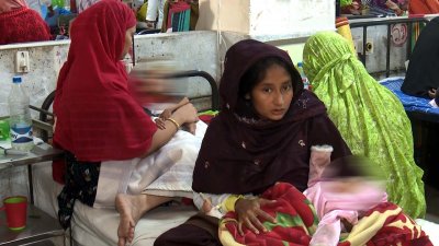 নিউমোনিয়া, ডায়রিয়া ও ঠান্ডা জ্বরে আক্রান্ত হয়ে প্রতিদিন হাসপাতালে আসছে শতাধিক শিশু