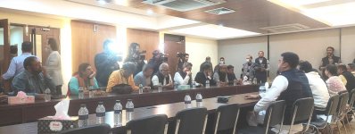মতবিনিময় সভায় ভারতের সাংবাদিক ও আওয়ামী লীগ নেতারা