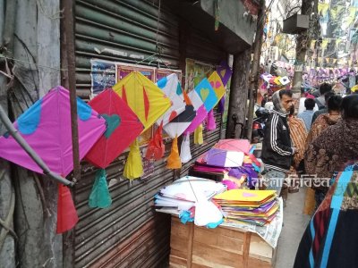 ঘুড়ির বাজার জমজমাট
