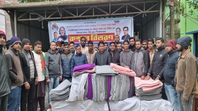 যশোর শহরের ৯ ওয়ার্ডে এসব কম্বল বিতরণ করা হয়