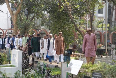 কবর সংরক্ষণকে নিরুৎসাহিত করতে ফি বাড়ানো হয়েছে: মেয়র আতিক