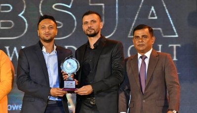 বিএসজেএ অ্যাওয়ার্ড নাইটে তারকার মেলা