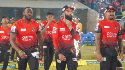 সিলেটকে উড়িয়ে দিয়ে কুমিল্লা ভিক্টোরিয়ান্সের চতুর্থ শিরোপা