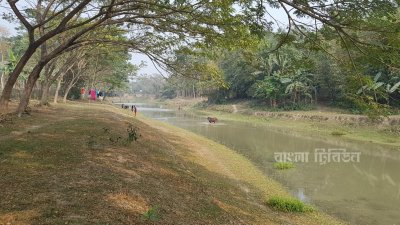 যেসব স্থান দখল হয়নি, বর্ষা মৌসুমে সেসব স্থানে অল্প পানি থাকে