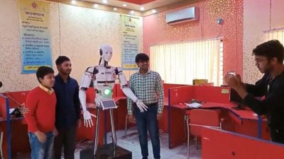 নিকো তৈরি করা দলের নাম কোয়ান্টা রোবটিক্স
