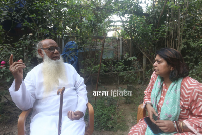 আমজাদ আলীর সাক্ষাৎকার নিচ্ছেন বাংলা ট্রিবিউনের বিশেষ প্রতিনিধি উদিসা ইসলাম