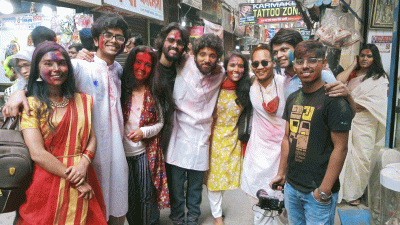 হোলির রঙে রঙিন পুরান ঢাকা