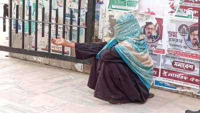 শেষ বয়সেও সংগ্রামী নারীরা, কাঁধে গোটা পরিবার