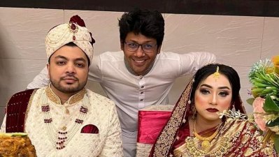 নাভেদ-বিন্তির মাঝে &lsquo;চলো নিরালায়&rsquo; গানের গীতিকবি জনি হক 