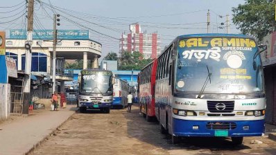 বাস চলাচল বন্ধ রয়েছে দুই রুটে