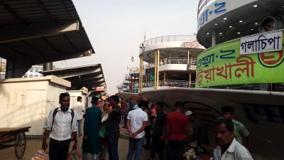 ঢাকা-বরিশাল রুটের লঞ্চে ফিরছে যাত্রী, বাড়তে পারে ভাড়া