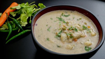 পোলাওয়ের সঙ্গে থাকুক সবজির সাদা কোরমা
