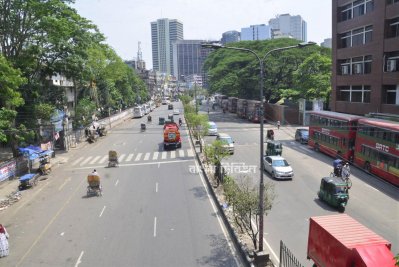 ঈদ উদযাপন শেষে ফিরছে মানুষ
