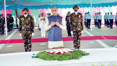 টুঙ্গিপাড়ায় জাতির পিতার সমাধিতে রাষ্ট্রপতি মো. সাহাবুদ্দিন