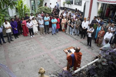 আলিয়ঁস ফ্রঁসেজে ‘দুঃখ থেকে মুক্ত: বাংলার বুদ্ধ’ প্রদর্শনী