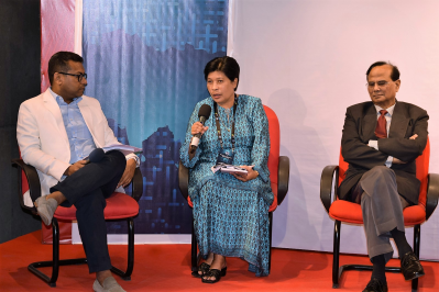 ফিলিপ কটলারের জন্মদিন উদযাপনে কানাডিয়ান ইউনিভার্সিটি