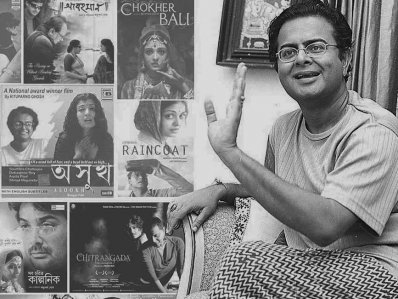 ঋতুপর্ণ ঘোষ ও তার কয়েকটি ছবির পোস্টার