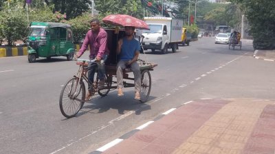 গরমে হাঁসফাঁস, অতিষ্ঠ জনজীবন (ফটো স্টোরি)