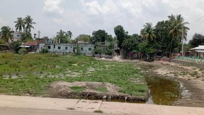 হাতি পুকুরের উত্তরপূর্ব অংশটি ভরাট মুক্ত করে পুকুরের ঐতিহ্য ও সৌন্দর্য ফিরিয়ে দেওয়ার দাবি স্থানীয়রা