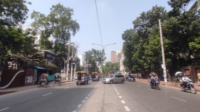 গরমে হাঁসফাঁস, অতিষ্ঠ জনজীবন (ফটো স্টোরি)