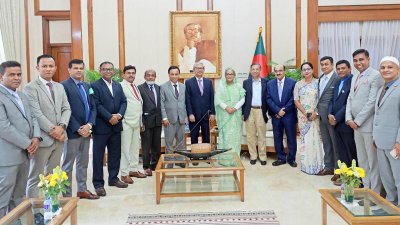 প্রধানমন্ত্রীর সঙ্গে সুপ্রিম কোর্ট আইনজীবী সমিতির নেতারা