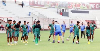 জাতীয় দলের অনুশীলন। 