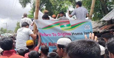 রোহিঙ্গারা নাগরিকত্ব, মিয়ানমারে স্বাধীন ও মর্যাদার সঙ্গে নিজ নিজ ঘর বাড়িতে বসবাসের নিশ্চয়তা নিয়ে ফিরে যেতে প্রস্তুত