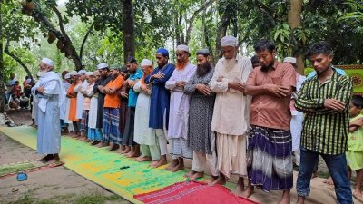 সৌদির সঙ্গে মিল রেখে যেসব স্থানে আজ ঈদ উদযাপন