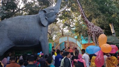 ঈদকে ঘিরে দর্শনার্থী বরণে প্রস্তুত চট্টগ্রামের বিনোদনকেন্দ্র