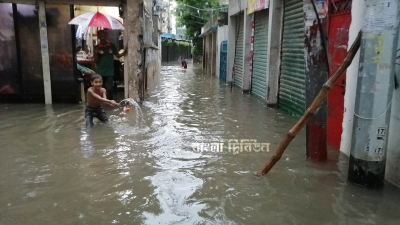 নগরে জলজট (ফটোস্টোরি)