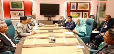 নেপালের প্রধানমন্ত্রী পুষ্প কমল দাহালের সঙ্গে প্রধানমন্ত্রী শেখ হাসিনার বৈঠক (ছবি: ফোকাস বাংলা)