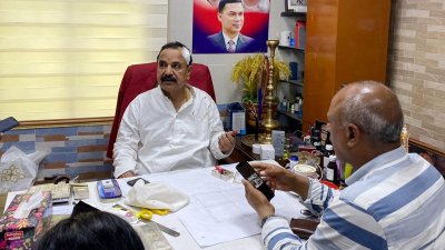 কর্মসূচি চলাকালে আহত হন বিএনপি নেতা গয়েশ্বর চন্দ্র রায়