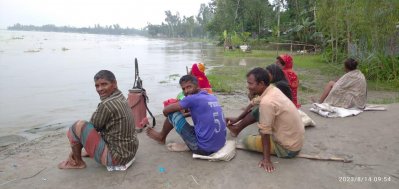 তিস্তার নিম্নাঞ্চলের বাড়িঘরে পানি, ব্রহ্মপুত্রের পানিবন্দি পরিবারে রোগের প্রকোপ