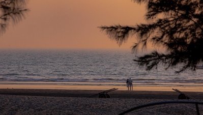 সিনেমার আরেকটি দৃশ্যে ফারুকী-তিশা