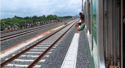 জার্নি বাই ট্রেন: ঢাকা টু ভাঙ্গা ভায়া পদ্মা সেতু