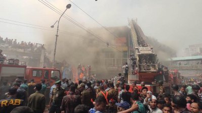 সারা দেশে ১১ হাজার ৭০০ জনের জন্য একজন করে ফায়ার কর্মী রয়েছেন