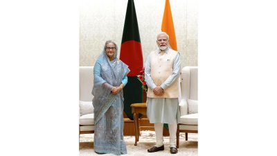 ভারতের প্রধানমন্ত্রীর সরকারি বাসভবনে দ্বিপক্ষীয় বৈঠকে শেখ হাসিনা ও নরেন্দ্র মোদি