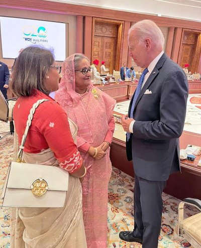 কুশল বিনিময় করছেন প্রধানমন্ত্রী শেখ হাসিনা ও মার্কিন প্রেসিডেন্ট জো বাইডেন (ছবি: ফোকাস বাংলা)