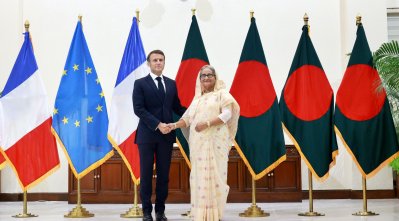 ফ্রান্সের প্রেসিডেন্ট ইমানুয়েল ম্যাক্রোঁ ও প্রধানমন্ত্রী শেখ হাসিনা (ছবি: ফোকাস বাংলা)