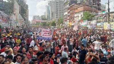 সমাবেশে বিএনপির নেতাকর্মীরা