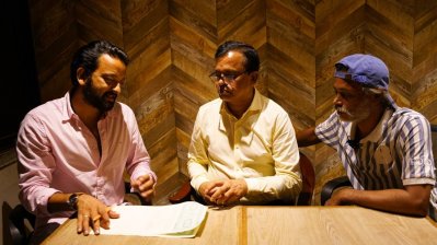 সাইমনের সঙ্গে প্রযোজক ও নির্মাতা
