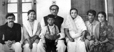 জাতির জনক বঙ্গবন্ধু শেখ মুজিবুর রহমানের পরিবার (ছবি: ফোকাস বাংলা)