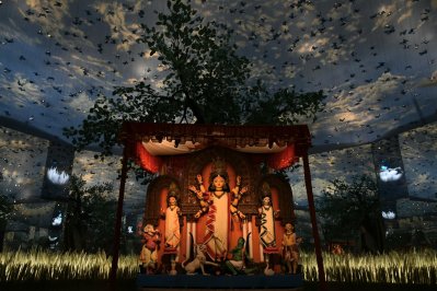 বেহলায় বুড়ো শিবতলা জনকল্যাণ সমিতির দুর্গাপূজার প্রতিমা